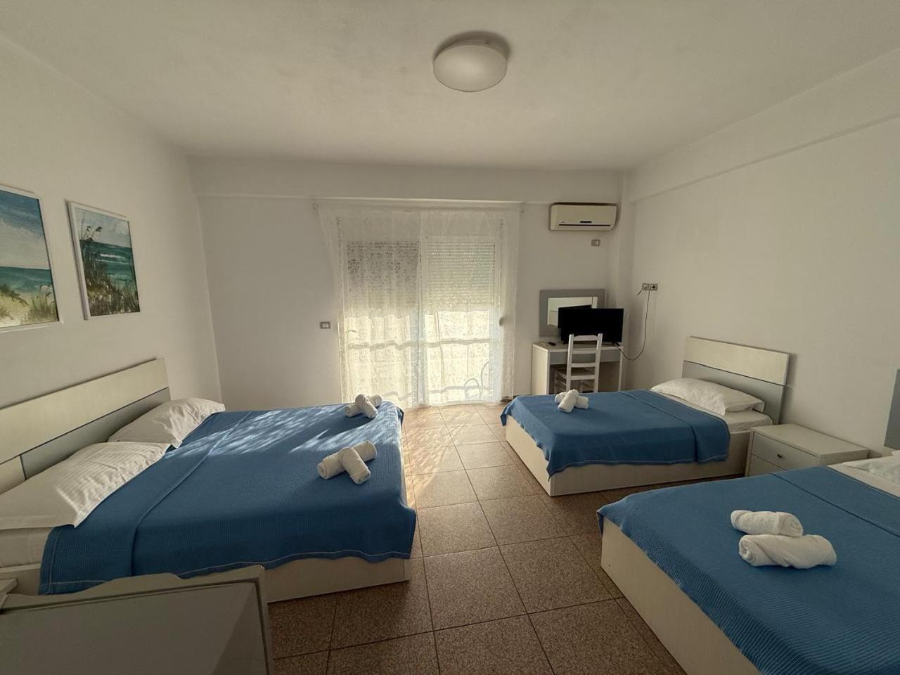 Hotel Stolis Himare Buitenkant foto