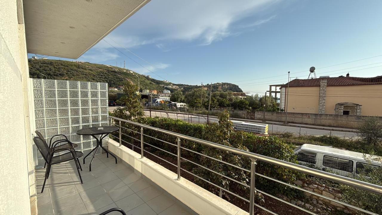 Hotel Stolis Himare Buitenkant foto