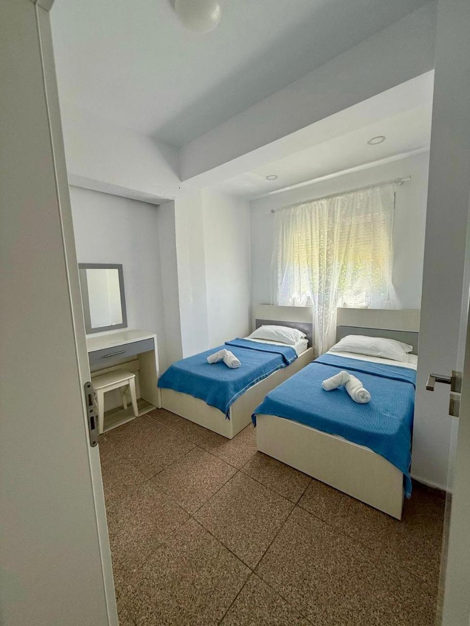 Hotel Stolis Himare Buitenkant foto