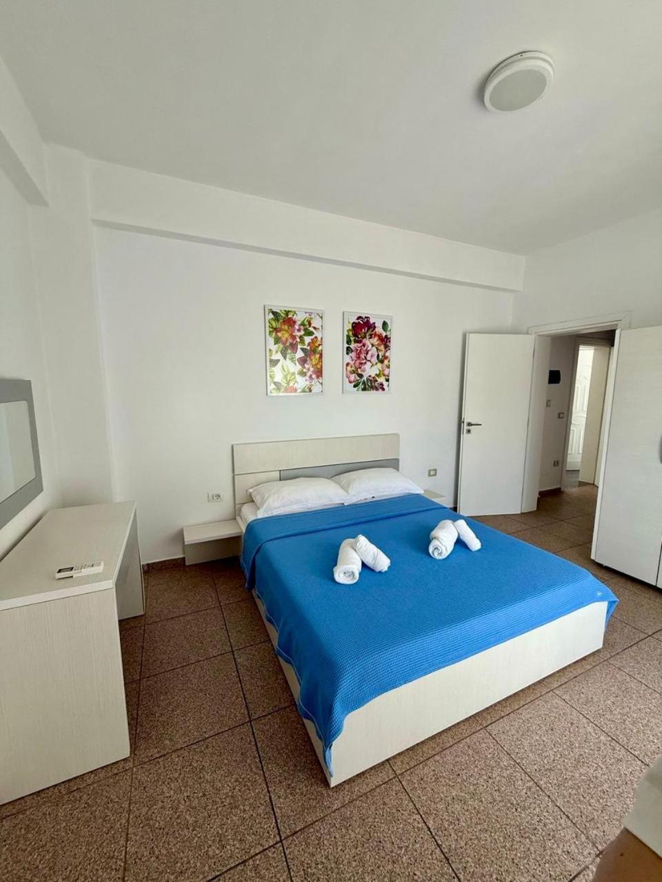 Hotel Stolis Himare Buitenkant foto