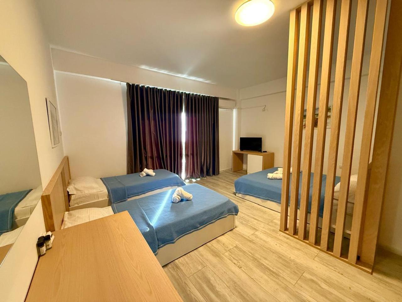 Hotel Stolis Himare Buitenkant foto